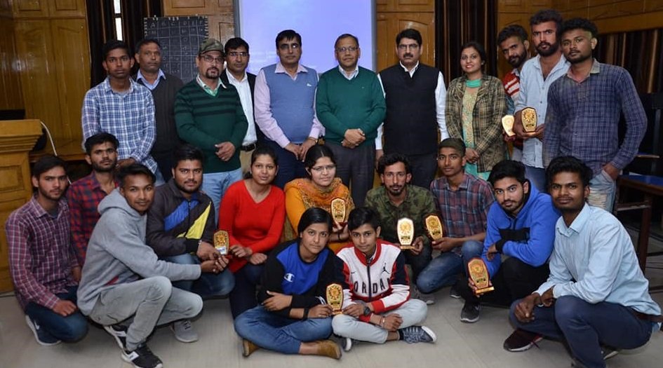 Quiz competition on “Importance of Electronics” by Department of Electronics.