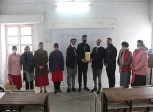 सांयकालीन सत्र के वाणिज्य विभाग द्वारा विद्यार्थियों में उनकी आदतों के प्रति जागरूकता के लिए एक व्याख्यान का आयोजन