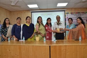 हैल्थ एवं न्युट्रिशन’ के विषय को लेकर एक लैक्चर का आयोजन