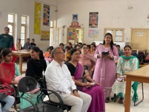 स्वच्छ जीवन स्वस्थ जीवन , बेटी बचाओ बेटी पढ़ाओ ,दैनिक जीवन में योग का महत्व इत्यादि विषयों पर पोस्टर मेंकिग ,स्लोगन लेखन प्रतियोगिता