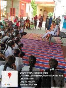 गांव दीवाल एवं बाता में नुक्कड़ नाटक का मंचन