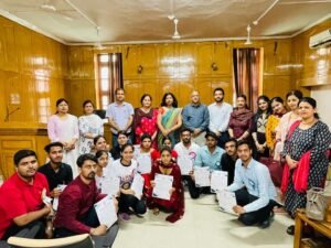 वाणिज्य विभाग के द्वारा चलाए जा रहे  जी.एस.टी. सर्टिफिकेट कोर्स  के छात्रों के द्वारा एक सेमिनार का आयोजन