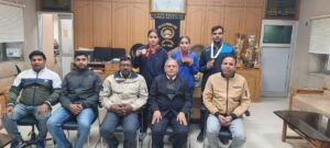 शूटिंग रेंज में गोल्ड मैडल