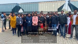 सांध्यकालीन सत्र के अर्थशास्त्र विभाग के विद्यार्थीयों  द्वारा शैक्षणिक भ्रमण