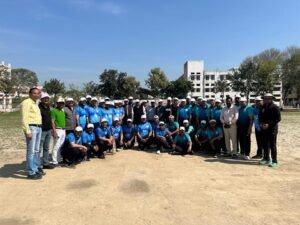कॉलेज के शिक्षक वर्ग एवं गैर शिक्षक वर्ग के मध्य एक दोस्ताना क्रिकेट मैच का आयोजन