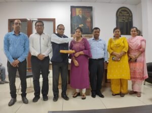 एम. कॉम की छात्राओं ने यूजीसी नेट की परीक्षा उत्तीर्ण की