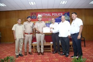 ‘साईबर अपराध एवं सुरक्षा’ के विषय पर व्याख्यान