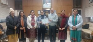 Sneha Jindal, a second year B.Com student, got the third prize in the essay writing competition.