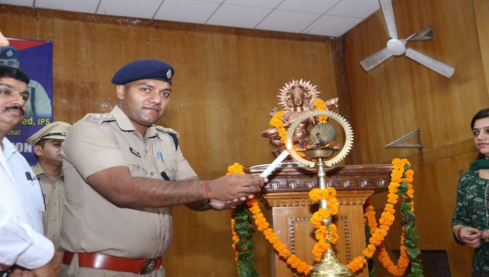 Awareness programme on cyber Crime was organized on 06.10.2022 by Police Administration, Kaithal in collaboration with Department of Political Science, RKSD(PG) College, Kaithal