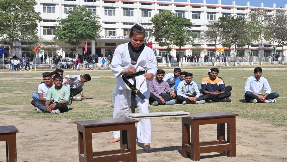 The 70th Annual Sports Meet was organized on February 23, 2024, at RKSD College, Kaithal. Sh. Saket Mangal, Advocate , President RVS & Governing Body, RKSD College, Katihal presided over the function as Chief Guest.