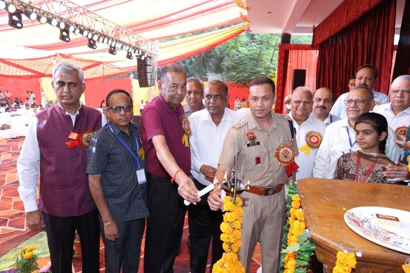 Overall Trophy winner of Zonal Youth Festival organized during 21-23, October 2024