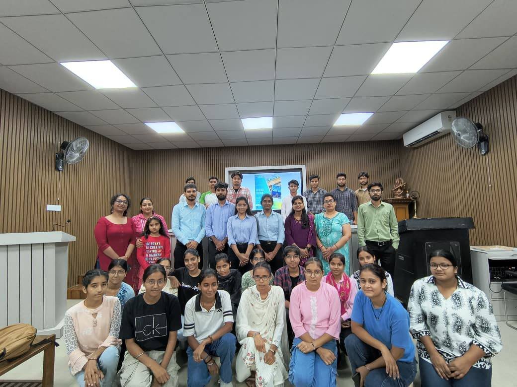 भू-भौतिकी में करियर के अवसर” विषय पर एक विस्तार व्याख्यान का आयोजन